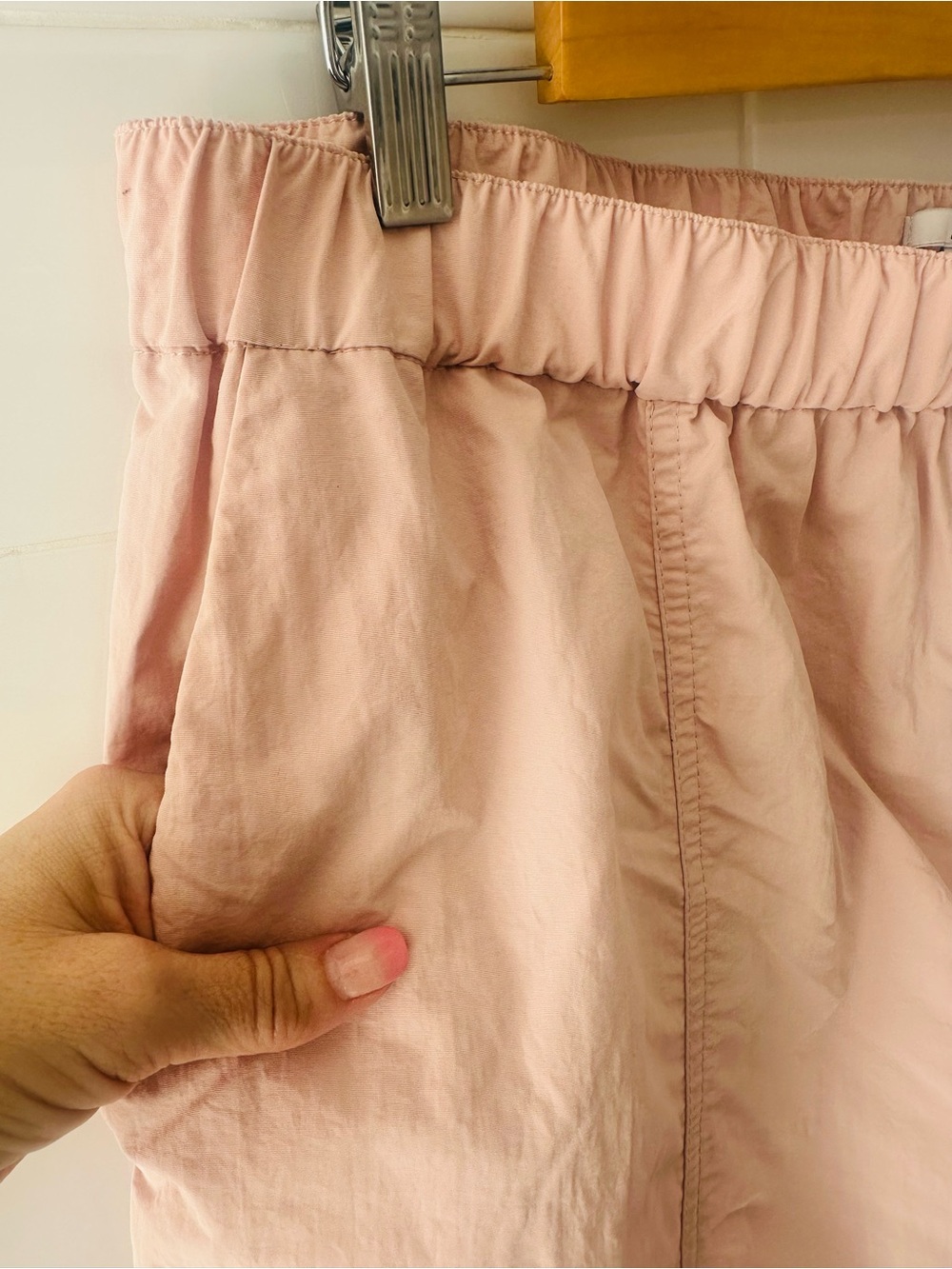 Bar III Dusty Blush Elastic Waist Cargo Jogger Pants - Picture 8 of 8